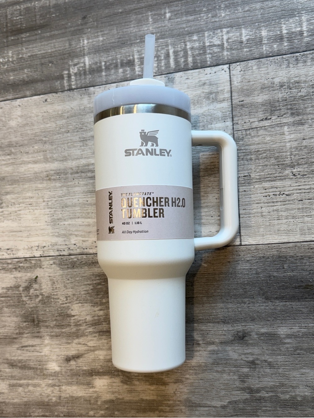 Stanley White Quencher H2O Tumbler with Handle and Straw